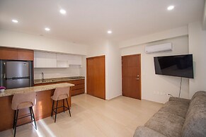 Makeva Condos - Near Malecon
