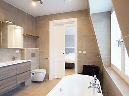 Park Central Short Stay