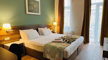 HOTEL POINT