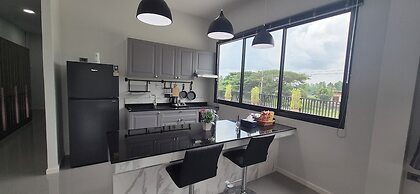 Harary Family apartments