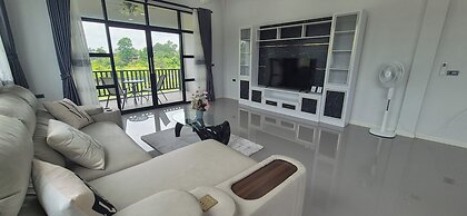 Harary Family apartments