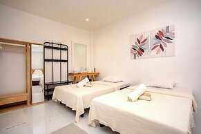 La Suerte Inn