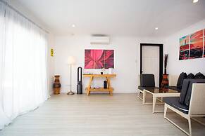 La Suerte Inn
