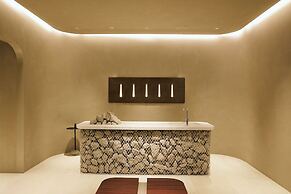 TRAN.SCENDER HOTEL Yokohama