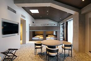 TRAN.SCENDER HOTEL Yokohama