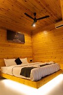 Tranquillo By The Beach - Luxury Wooden