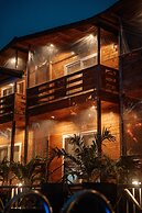 Tranquillo By The Beach - Luxury Wooden