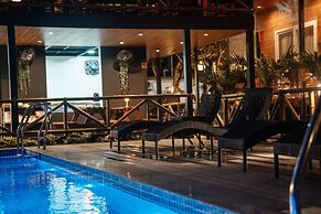 Tranquillo By The Beach - Luxury Wooden