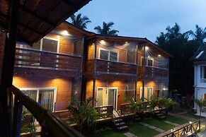 Tranquillo By The Beach - Luxury Wooden