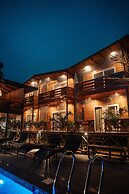 Tranquillo By The Beach - Luxury Wooden