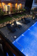 Tranquillo By The Beach - Luxury Wooden