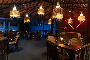 Tranquillo By The Beach - Luxury Wooden