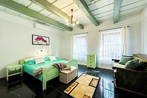 Nora Guest House