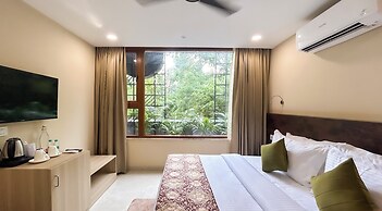 Iris Suites Kalkaji