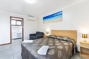 Palm Valley Motel