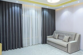 Rich Land Hotel
