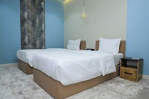 Rich Land Hotel
