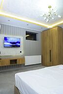 Rich Land Hotel