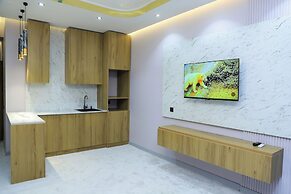 Rich Land Hotel