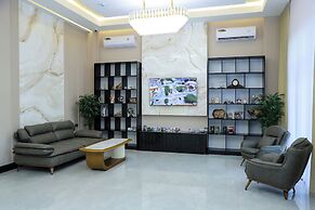 Rich Land Hotel