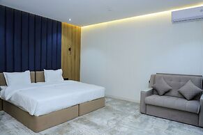 Rich Land Hotel