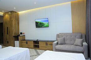Rich Land Hotel