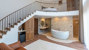 Cunda Kızılca Deluxe Hotel&SPA