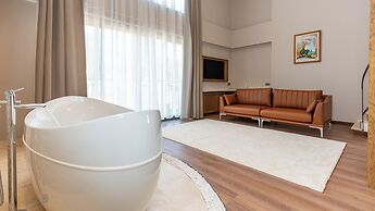 Cunda Kızılca Deluxe Hotel&SPA