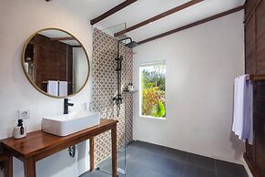 Green Lava Cabin Bedugul