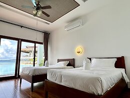 Resort Deja Vu