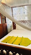 parachichi house Bed and Breakfast