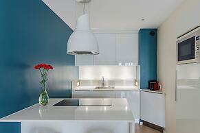 Casteja Modern Residence
