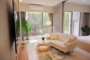 Cozy LakeSide apartments in Laguna