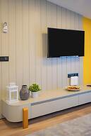 Zeluxe Suite Hotel