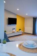 Zeluxe Suite Hotel