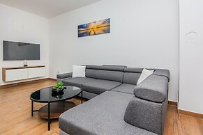 Apartments Mucaj
