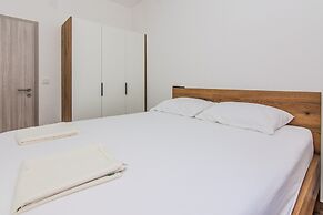 Apartments Mucaj