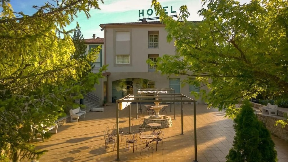 Hotel Cemar S.L.