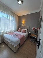 TAKSİM LİFE HOUSE