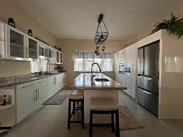 Palm Beach Villa Aruba - Great Location