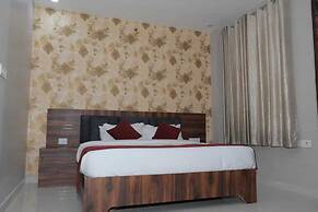 Hotel Om Palace