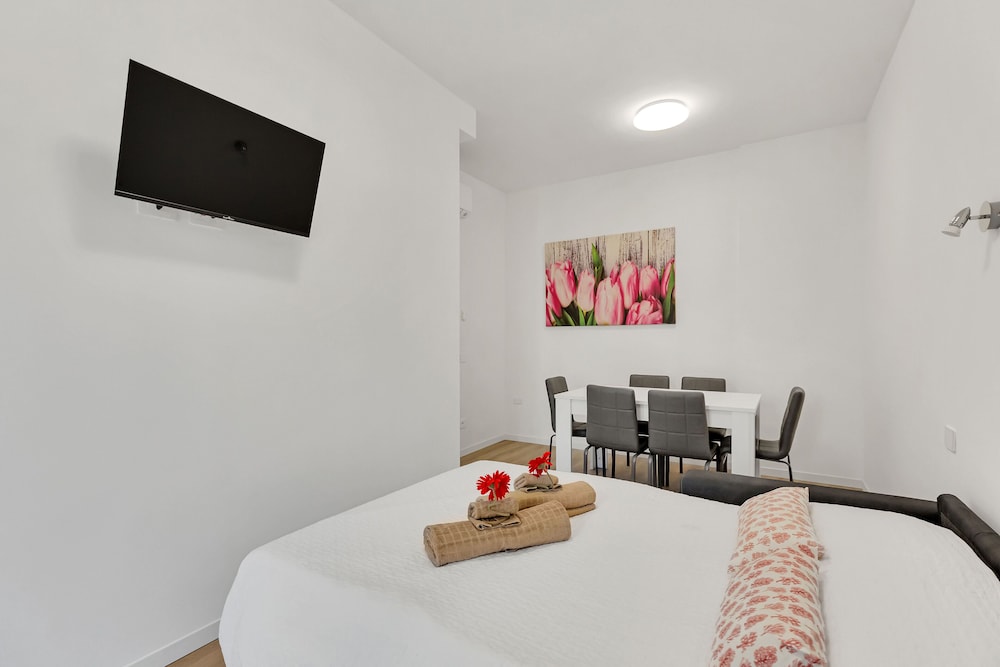 Alessia's Flat - Borgo Palazzo