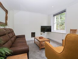 Flat 2 Battledown Grange