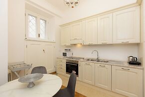 Rental in Rome Ludovisi Apartment