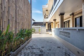 The Tis Guesthouse and Hostel