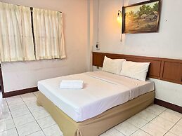 Hotel O Top North Guesthouse