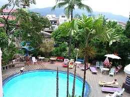Hotel O Top North Guesthouse