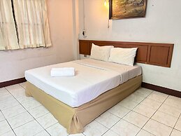 Hotel O Top North Guesthouse