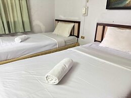 Hotel O Top North Guesthouse