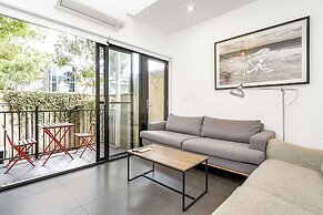 4BR 4mins to light rail 9mins FishMarket